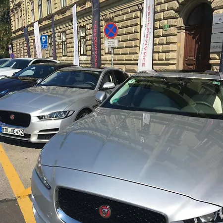 Отель Cubo 4*