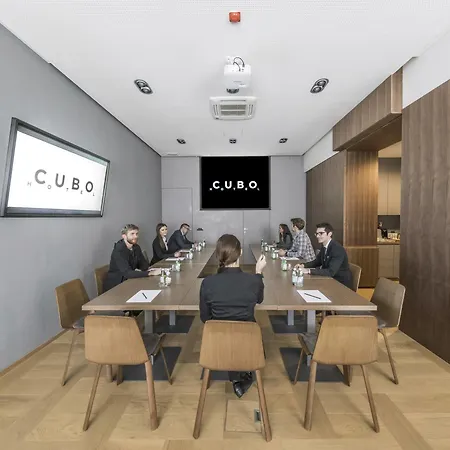 Отель Cubo Любляна